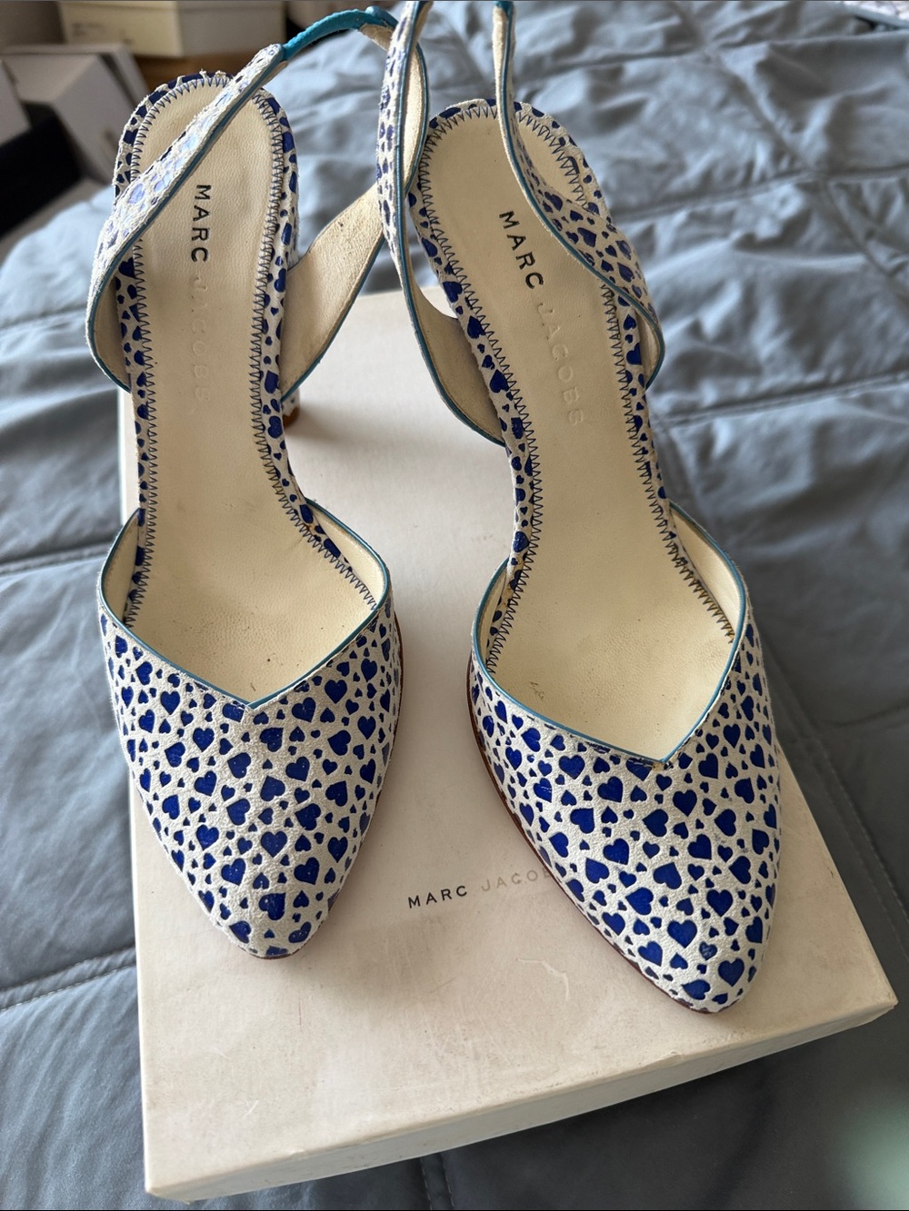 Marc Jacobs White Pumps with Blue Heart Cutout Detail